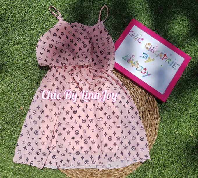 Robe LV Rose  8 ans 